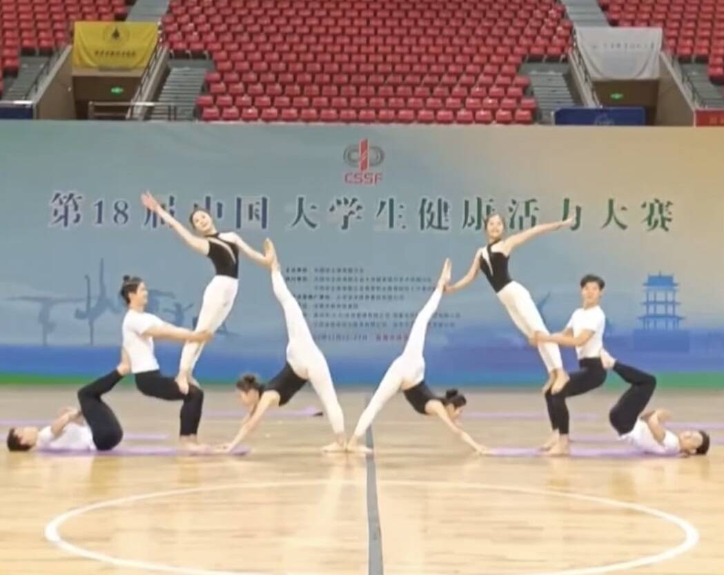 谈球吧APP下载