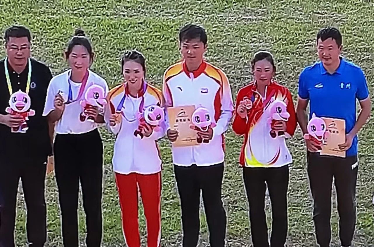 谈球吧直播